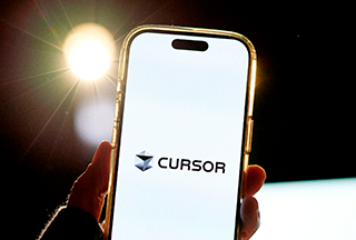 Cursor Automations перетворює код-рев'ю та операції на фонову роботу